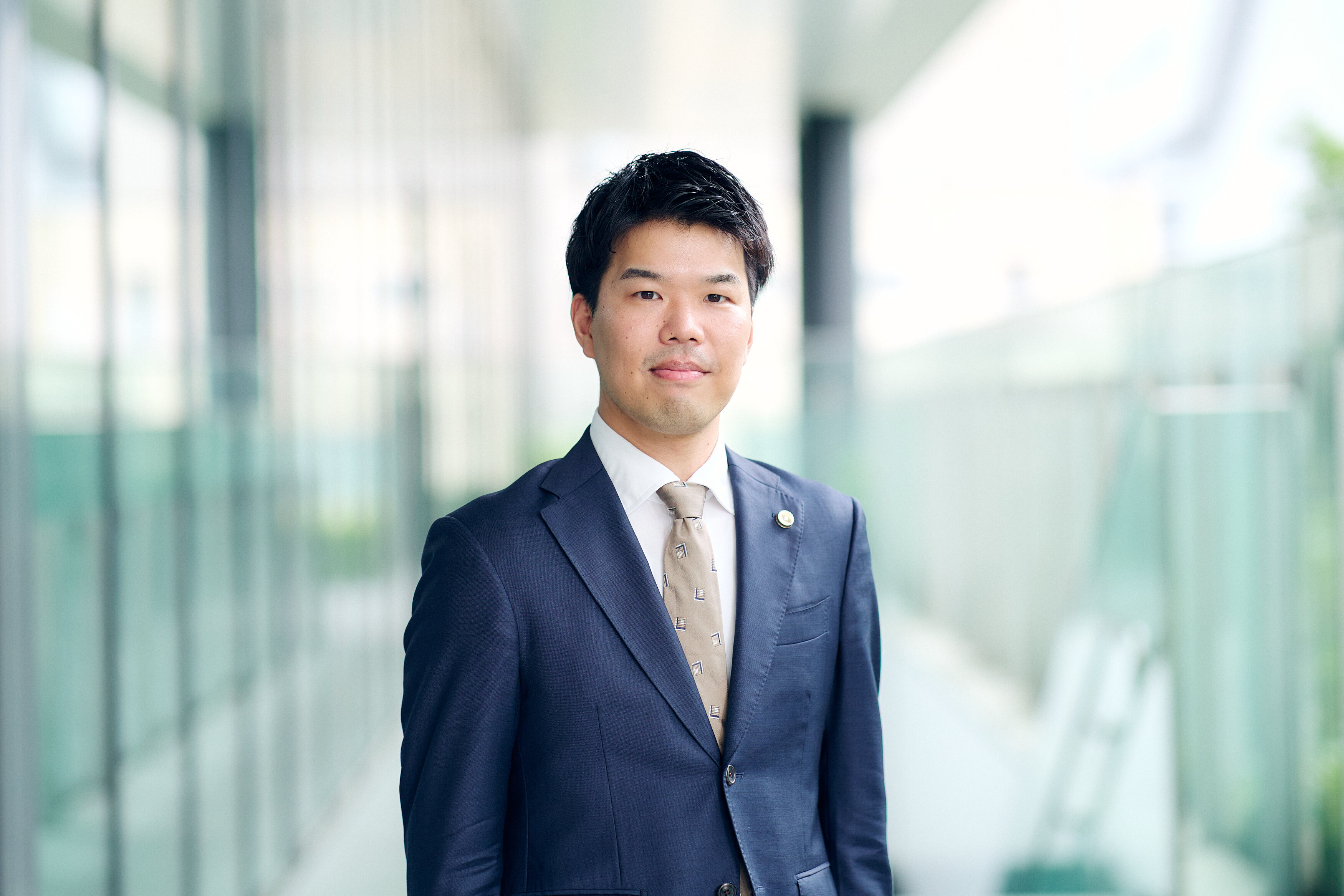 弁護士 照井 国興
